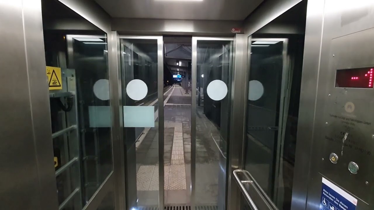 Aufzüge am S - Bahn Haltepunkt Berlin - Gehrenseestraße