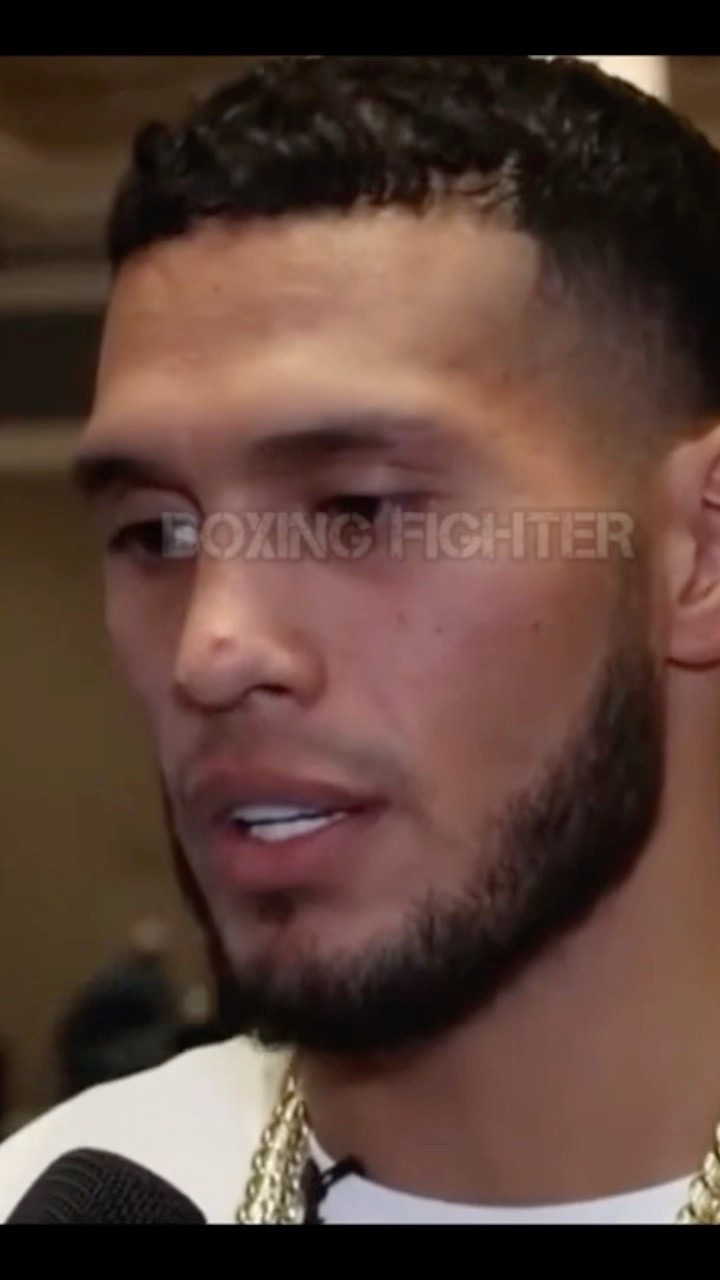 DAVID BENAVIDEZ EXPLOTA Y LE RESPONDE A CANELO POR DECIR QUE NO LE DIO LA PELEA POR HABLAR MUCHO