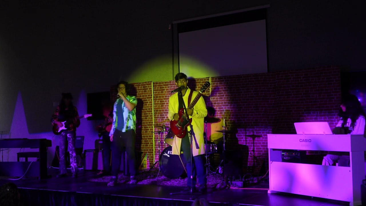 Golden deception-Royal Haze