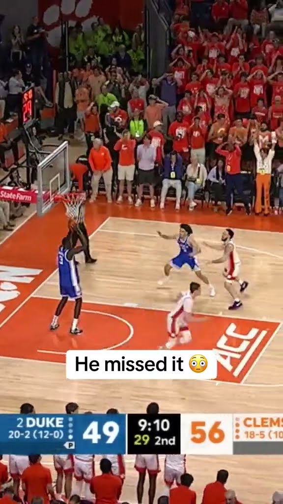Perfectly drawn play ?