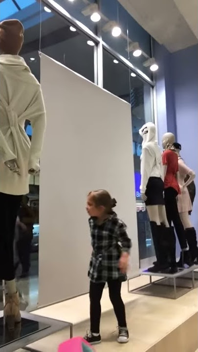 Eleni Dancing At The Mall Age-4 (Part 2)