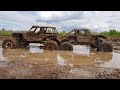 Битва Rock Racer'ов ... Новый Axial Capra против старого Axial Wraith 4WD