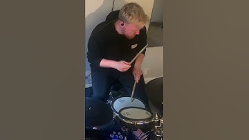 Thumbnail of Joe Bonamassa - The Heart That Never Waits Drum Short