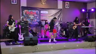 little squid Juara 1 Festival Band STIKOM PGRI BWI  (bawa lagu Angkara - Power Metal)