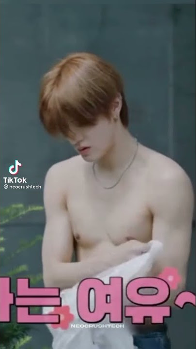 Yuta abs 🥵🔥👀