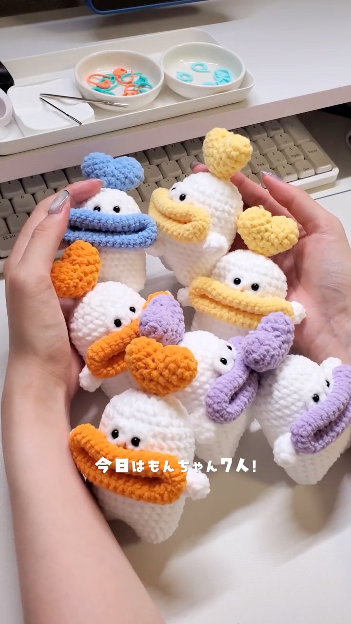 ちー☆ハンドメイドのモンスターちゃん Making a bunch of white Mon-chan stuffed toys #OhashiMonsters