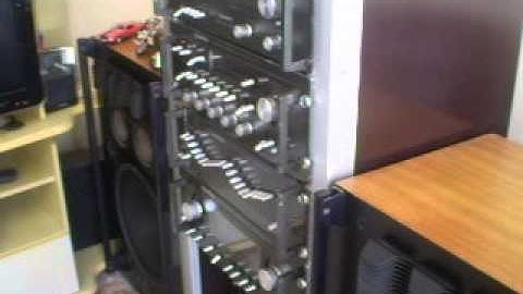 Gradiente System One tocando Billly Paul - Thanks for saving my life.Avi