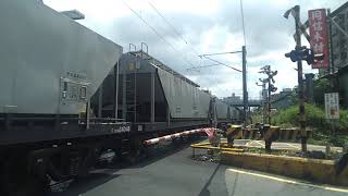 7021次貨物列車通過 新竹市香山區農會前平交道(68)