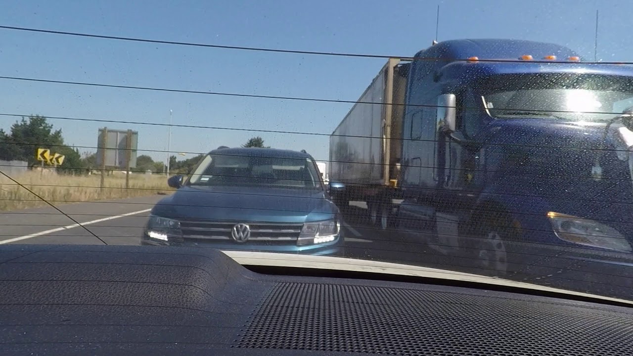 camera iphone 8 plus apk Raise this guy's insurance premiums! Tailgating Jerk Won't Let Cars Merge....