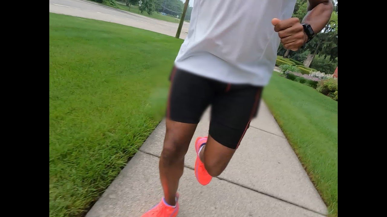 Sub 2 hour half marathon training continues in July. Half tights & Speed Weeks YouTube
