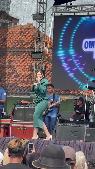 Lusyana Jelita at Jambe, Indramayu #lusyanajelita #adella #adellamusic