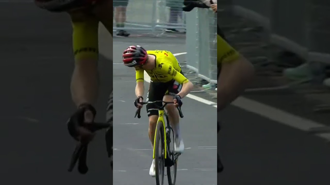 Jonas Vingegaard completes his Grand Tour stage trilogy at the Giro ☘️3️⃣🙌