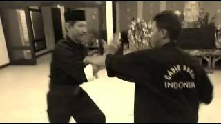 Pencak Silat - Maenpo Cikalong Gan Abad