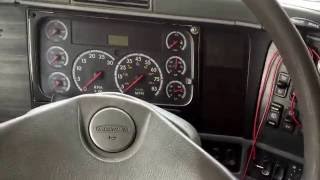 How to remove the steering wheel of a Freightliner Columbia