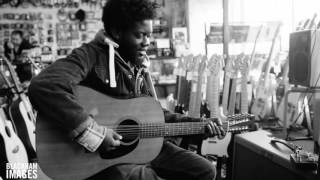 Video thumbnail of "Michael Kiwanuka   No More Running   YouTube2"