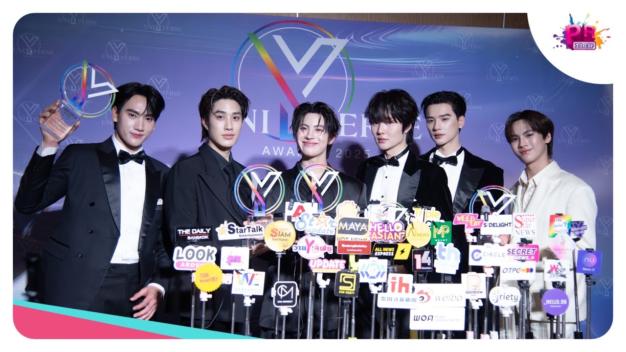 ทีมนักแสดง 