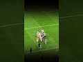 شاهد الحكم يخرب فرحة الاعبين السعوديين بإلغاء الهدف و من ثم يحتسبه بعد الرجوع إلى الفار السعودية
