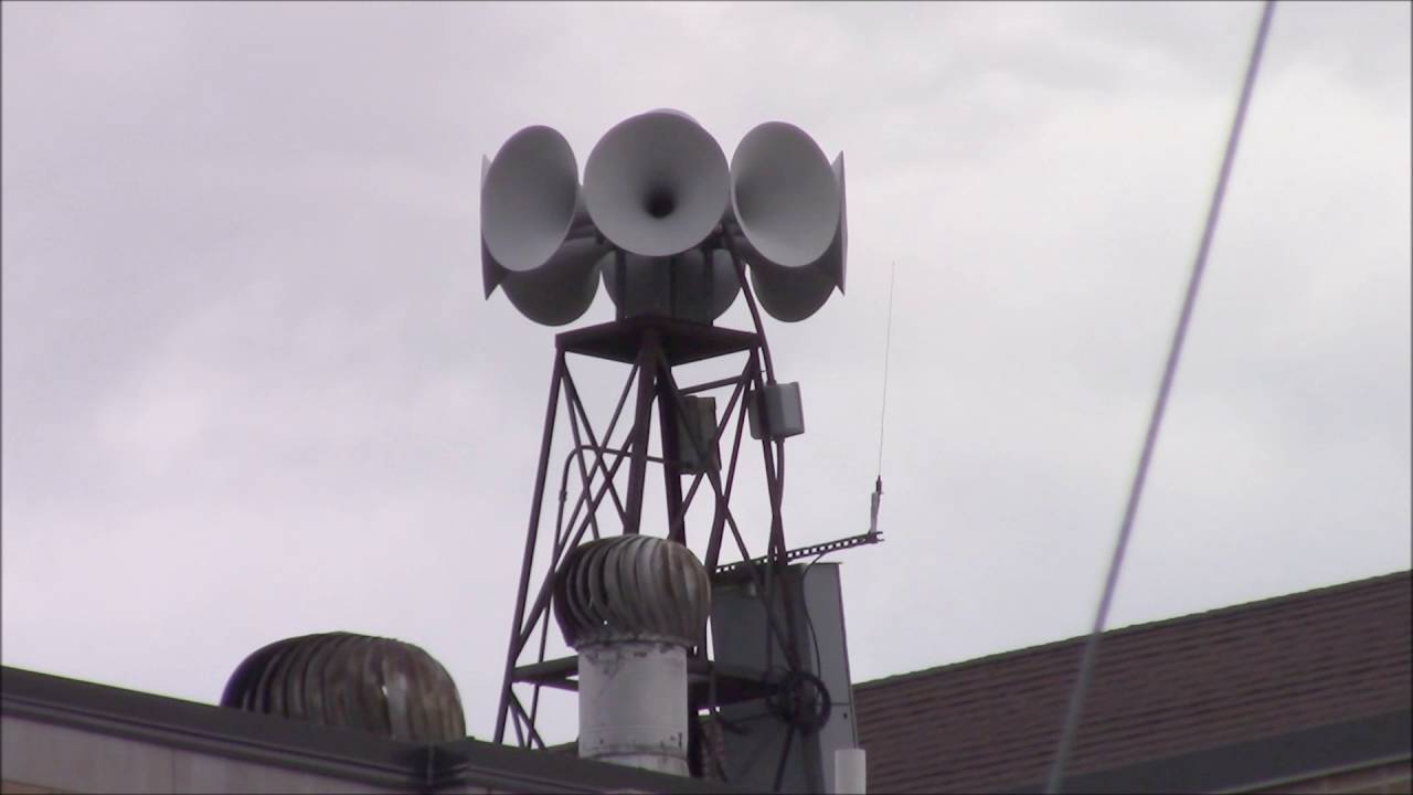 American Signal T-121 Noon Whistle - Plymouth, WI on 7-27-16