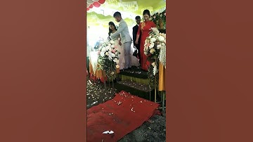 video jrai-Ý nghĩa cắt bánh cưới