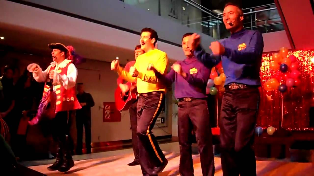 The Wiggles Big Red Car The wiggles big red car
