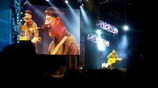 Crawl Back (Under My Stone) Richard Thompson at Cropredy