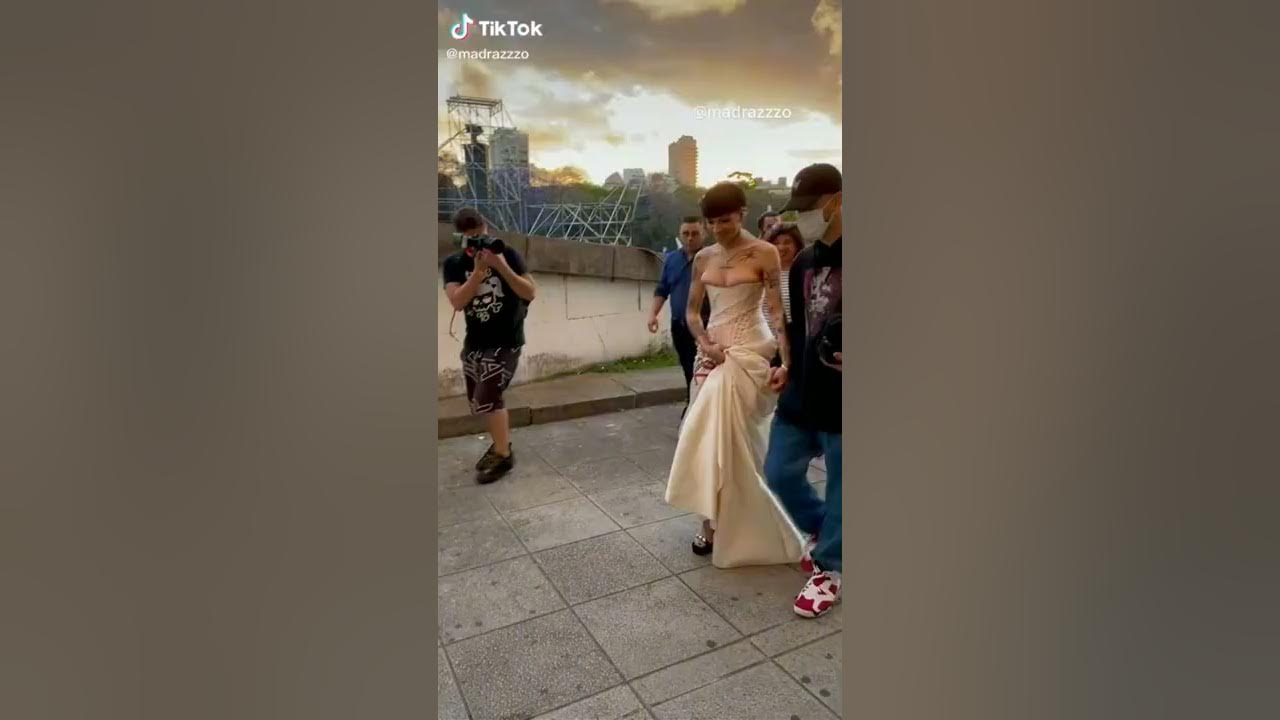 CAZZU Y SU RADIANTE LLEGADA A LOS UBA 200 EN CONCIERTO 👑