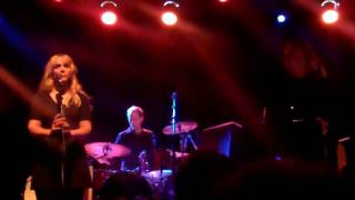 Isobel Campbell &amp; Mark Lanegan- 29 Oct 2010 - &quot;Come On Over (Turn Me On)&quot;- Los Angeles