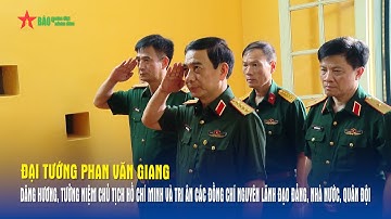 Đại tướng Phan Văn Giang dâng hương, tưởng niệm Chủ tịch Hồ Chí Minh
