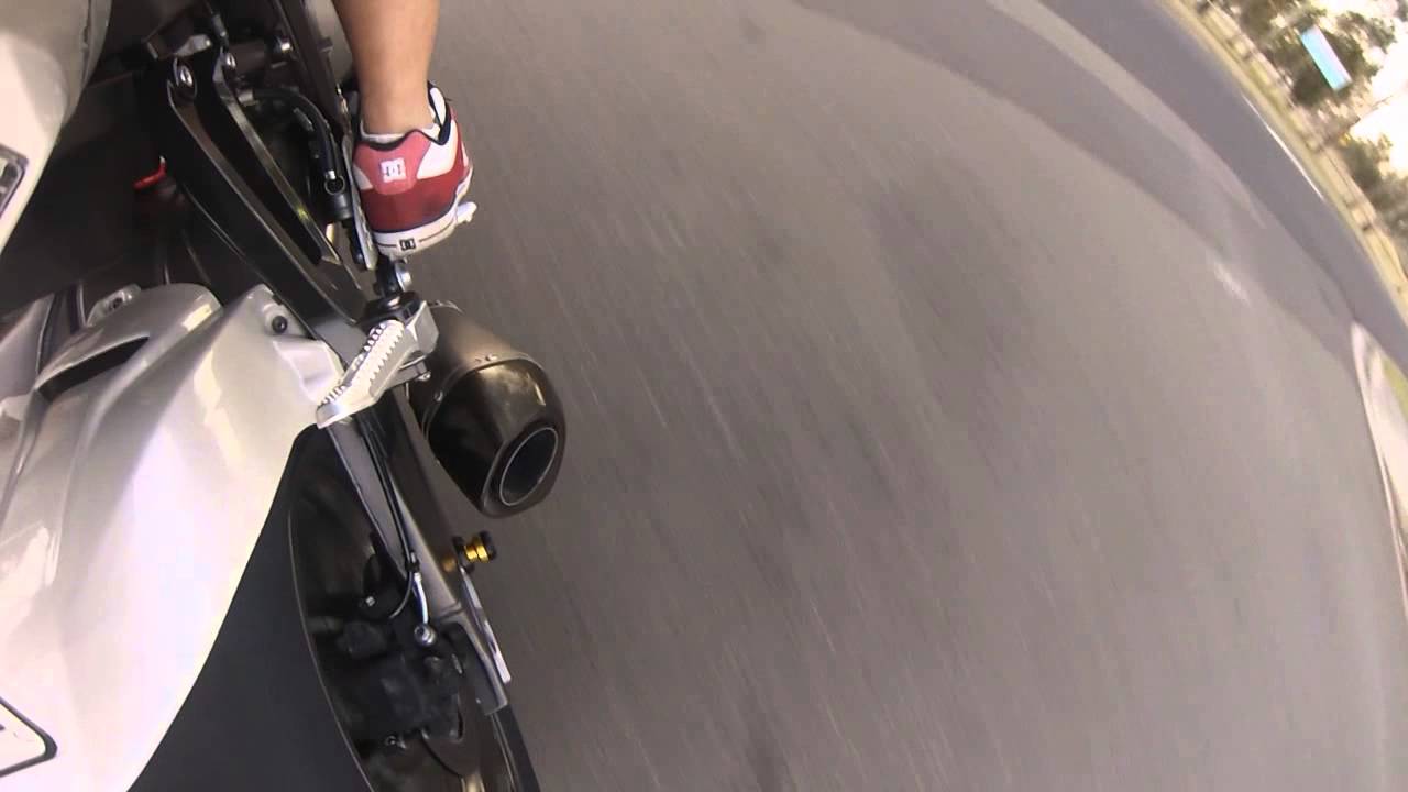 Danmoto midpipe fitted to S1000RR