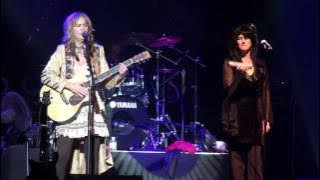 Heart Alive performing Stranded