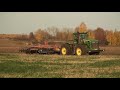 JOHN DEERE 9430 ,дискование с рыхлением почвы.