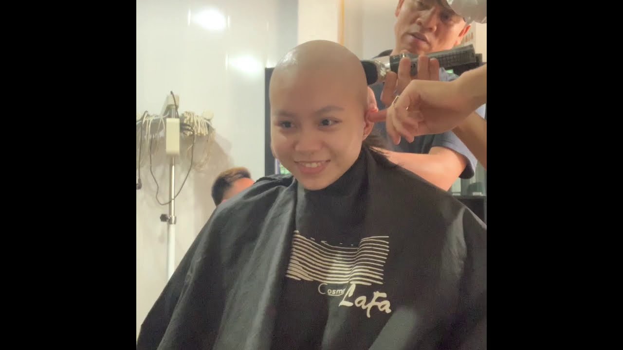 Nhật Kí Cắt Tóc || Trắng Đầu