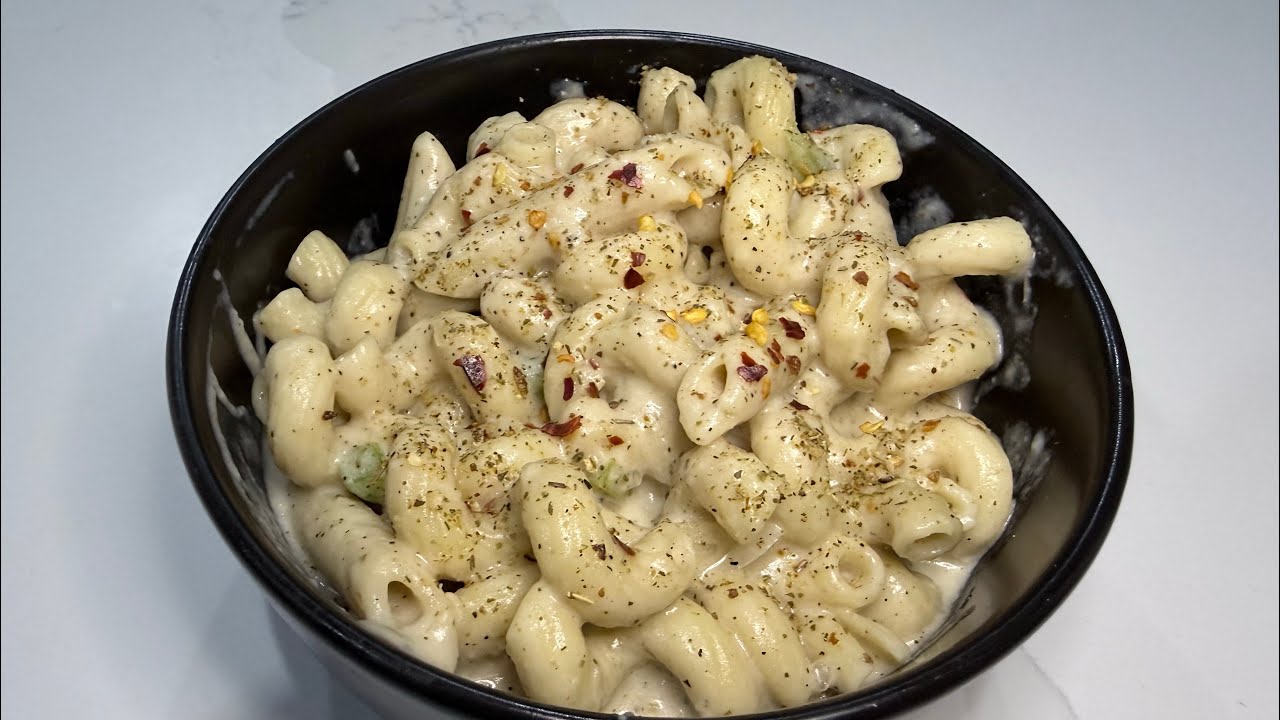 Creamy, dreamy, homemade white sauce pasta.”In minutes 