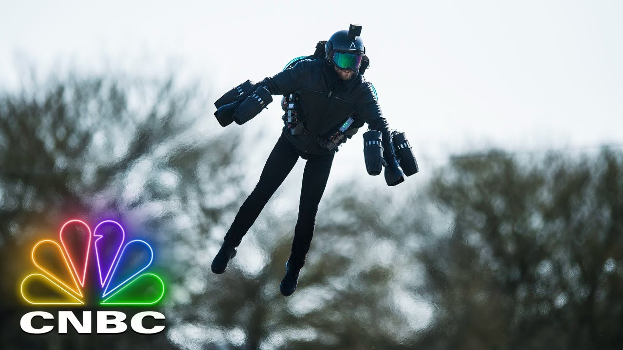 FLY LIKE IRONMAN IN A $440K JETSUIT (WARNING: IT’S NOT EASY) | Secret Lives Of The Super Rich