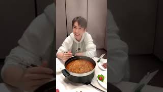 20191101朱一龍雲吃火鍋直播完整版