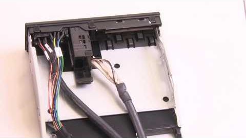 Lenovo System x3550 M5 installing a front USB connector assembly