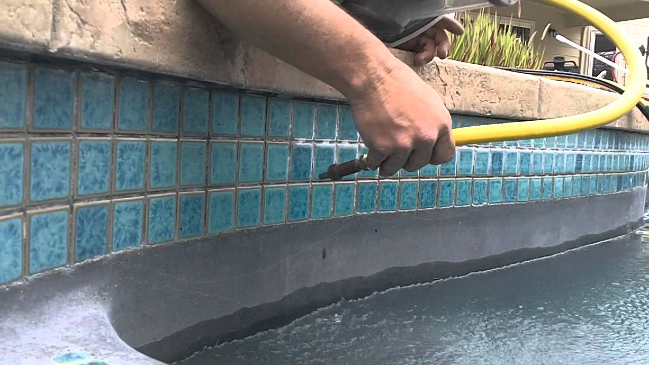 Pool Tile Cleaning Medford 541-890-5702 Calcium removed from really nice deep blue tile - YouTube How To Clean Glass Tile In Pool