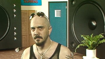 Thumbnail of GLASS TAPPING: Big Poe