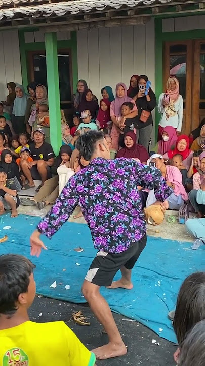 Den dimas kesurupan minta degan dua‼️krido singo manggolo #plesirmbarong #kesurupan #barongankendal