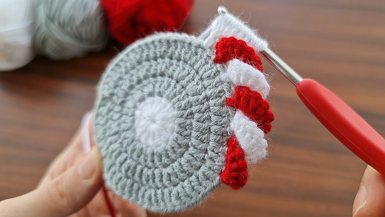 How to make a very beautiful crochet coaster model ? ✔ Çok güzel tığ işi bardak altlığı supla yapımı