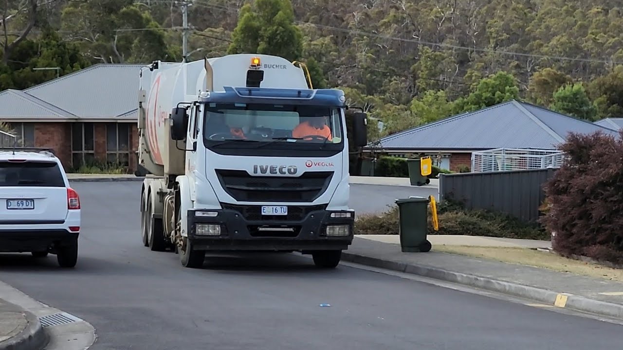 Kingston Recycling 71066 YouTube