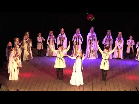 სტუდია \"ვარსკვლავები\" -  კონცერტი ამბროლაურში