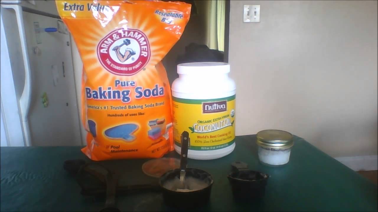 Deodorant: Two Ingredient Coconut Oil and Baking Soda Recipe - YouTube