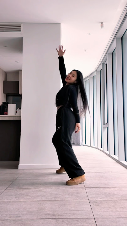 🙌 MEOVV - Hands Up Dance Cover