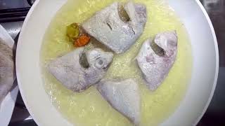 How to fry fish without splattering or oil burns! Delicious Fried Fish Fry Fish Without Getting Splatter Burns Here Is How
