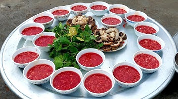 Thánh Ăn Tiết Canh. Làm Mâm Lòng Lợn Tiết Canh Cùng Anh Em Ăn Uống Rất Vui | Biển Nguyễn ngọc.