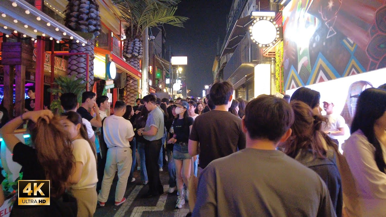 ［Itaewon 4K］Seoul Night Walk!! ~ 토요일 밤 이태원을 즐기는 수많은 인파들 ~ 이태원 night fever!!