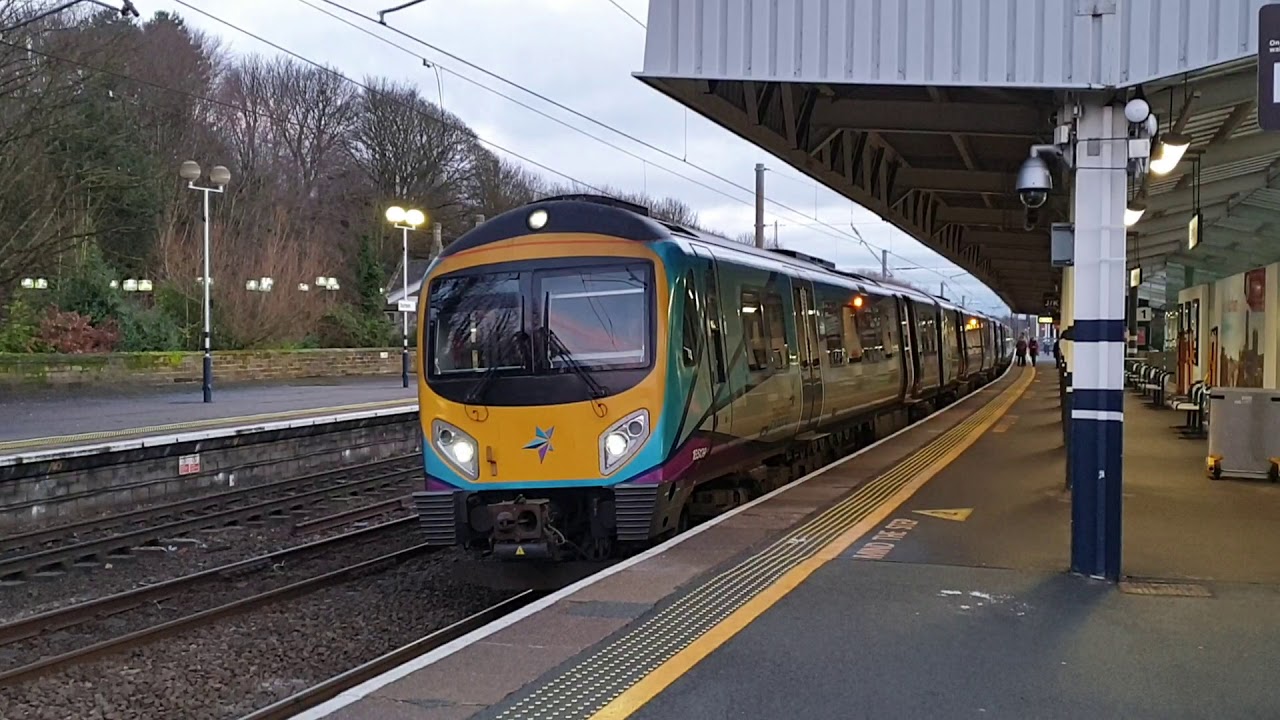 6 car transpennine express class 185 departing Durham station
