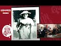 EL BÚNQUER: Rosa Luxemburg (2x14). Una altra biografia clàssica, que ens parla d’una gran dona que va ser una lluitadora fins al final. Diem gran, però ella, pobreta, era ben menuda i contrafeta. La Rosa tenia una cama més curta que l’altra i sempre anava amb el bastó, que li servia per caminar i també per fotre algun bolet als seus camarades del Partit Comunista Alemany. - EMTV