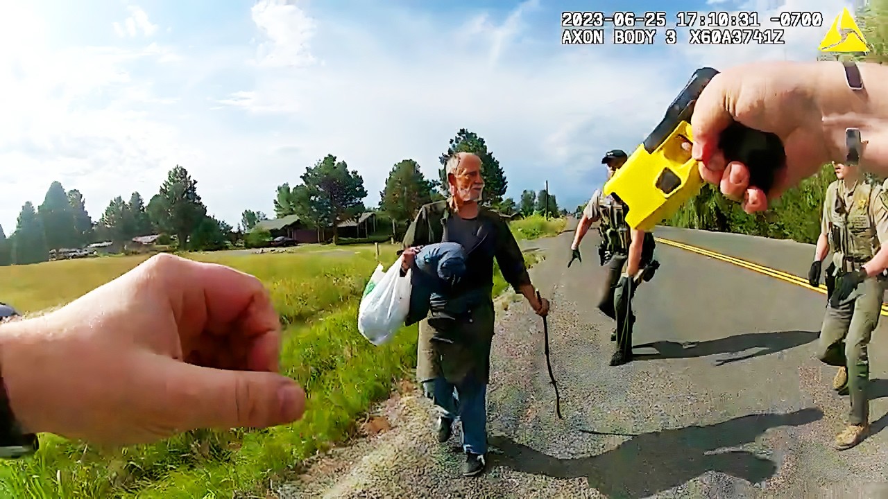 Real Deputies vs Fake Federal Agent With an eBay Badge